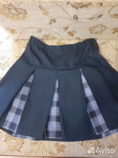 Школьная форма на девочку, рост 152-158