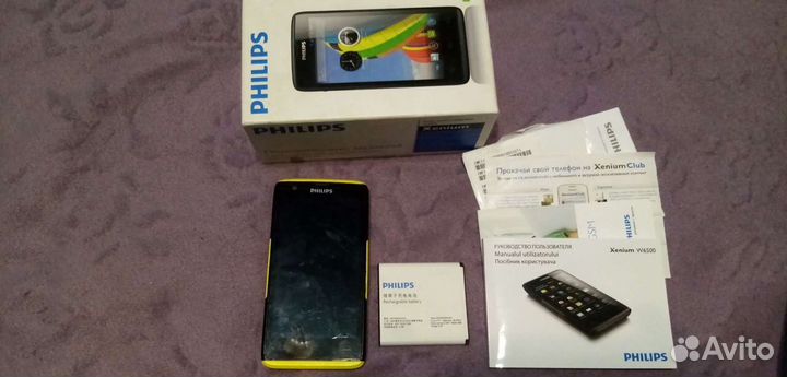 Смартфон Philips Xenium W6500