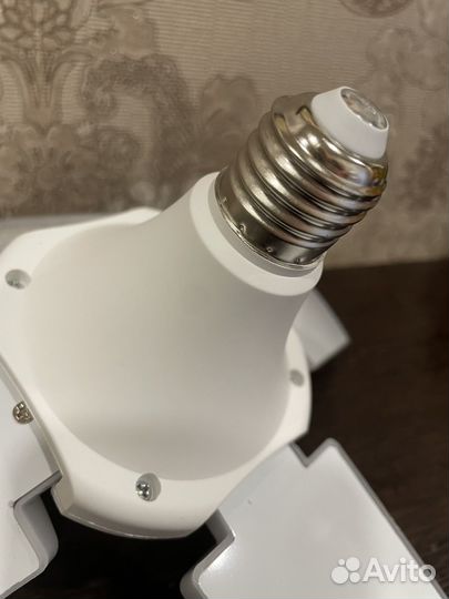 Лампа-светильник светодиодная