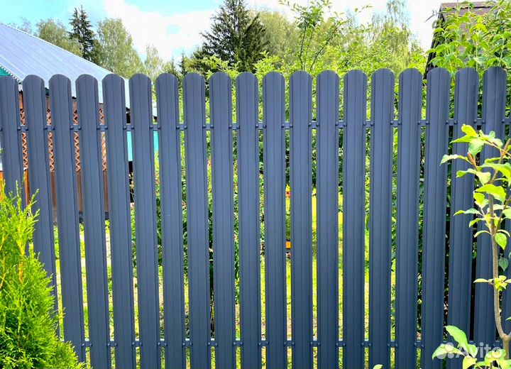 Установка крепких заборов