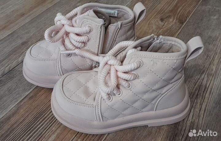 Ботинки демисезонные для девочки 23 размер