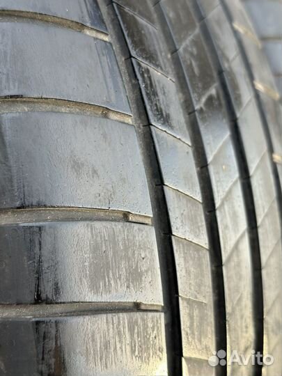 Bridgestone Turanza T005 215/60 R16