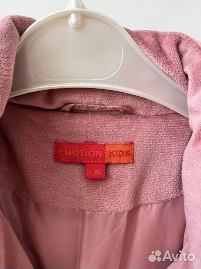 Куртка зимняя на девочку 116