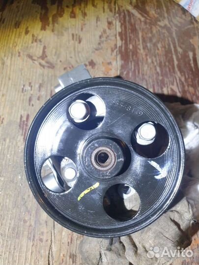 Насос гура Chevrolet aveo t300