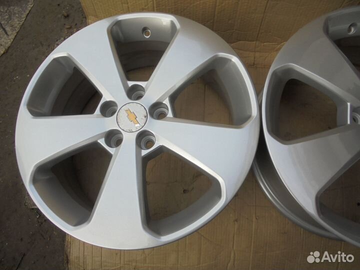 Оригинальные Chevrolet Cruze 7J R17 ET42 5x105