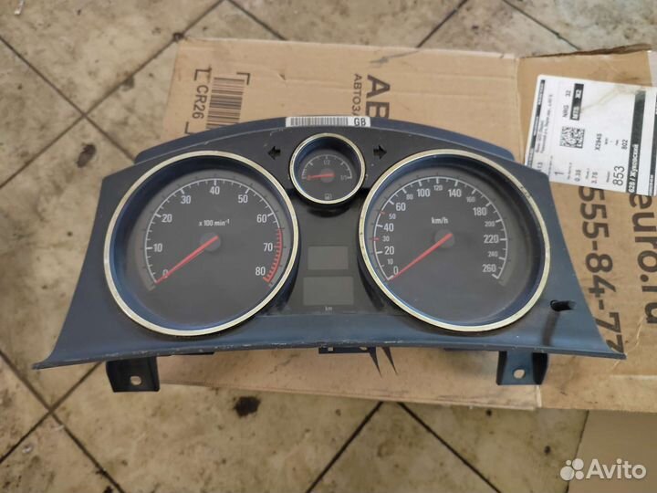 Панель приборов Opel Astra H