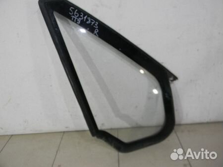 Форточка передней правой двери