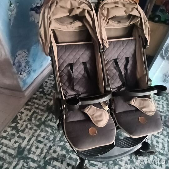 Коляска для двойни