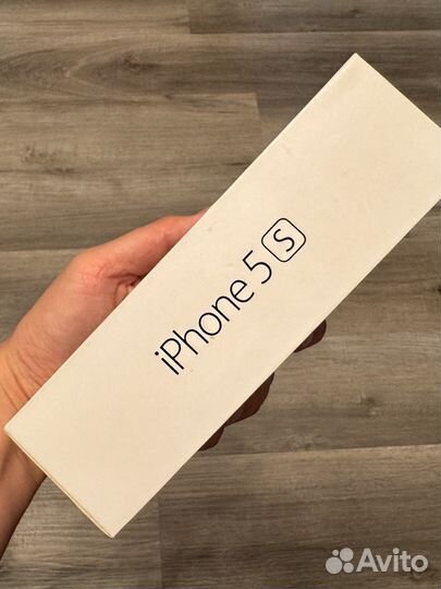 Коробка от iPhone