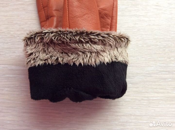 Перчатки женские кожаные