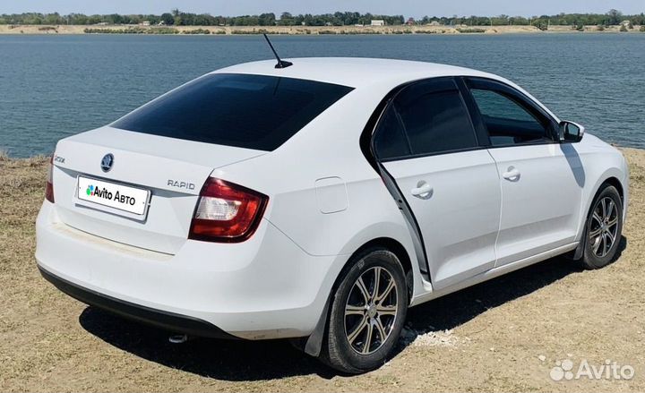 Skoda Rapid 1.6 МТ, 2018, 109 000 км