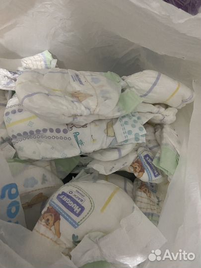 Памперсы Huggies 0 и Pampers 1