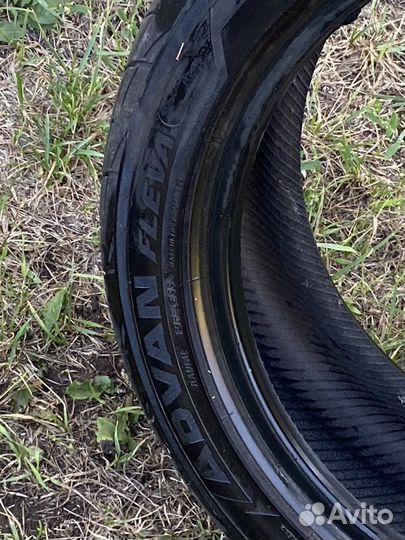 Yokohama Advan Fleva V701 195/45 R16