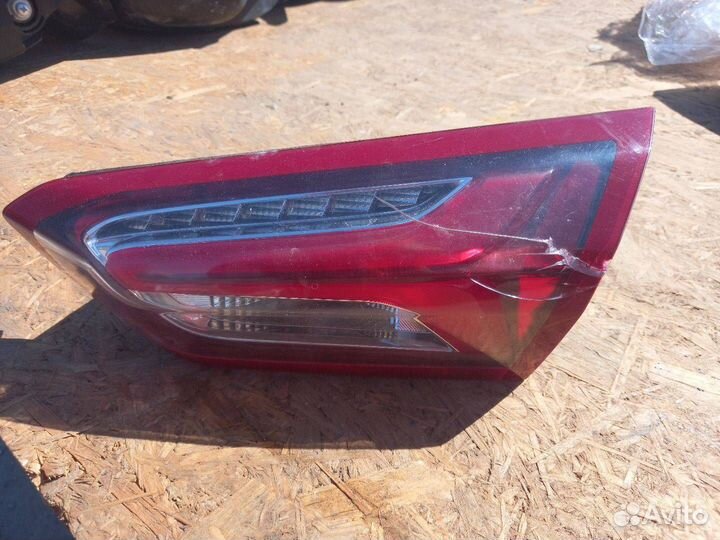 Фонарь крышки багажника правый Chevrolet Malibu