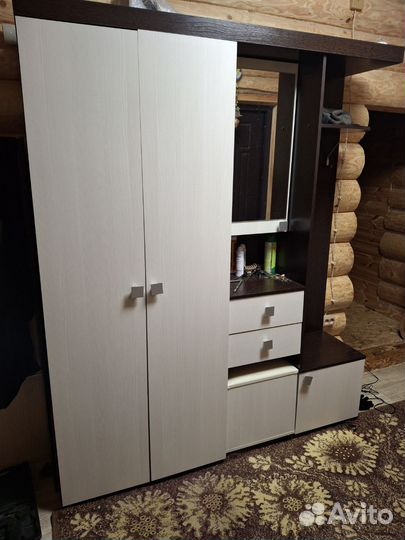 Продам прихожую бу