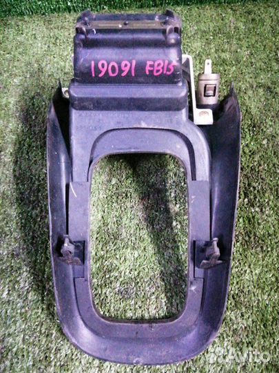 Накладка рычага АКПП Nissan Sunny FB15 QG15 1999