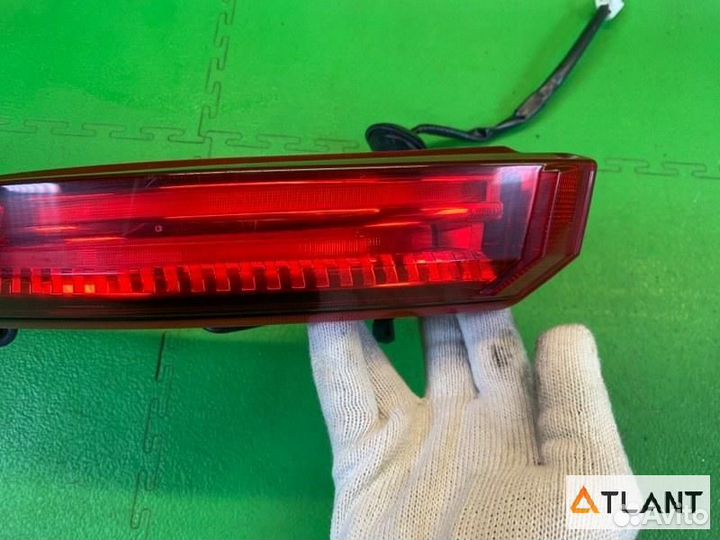 Стоп-сигнал задний левый toyota harrier