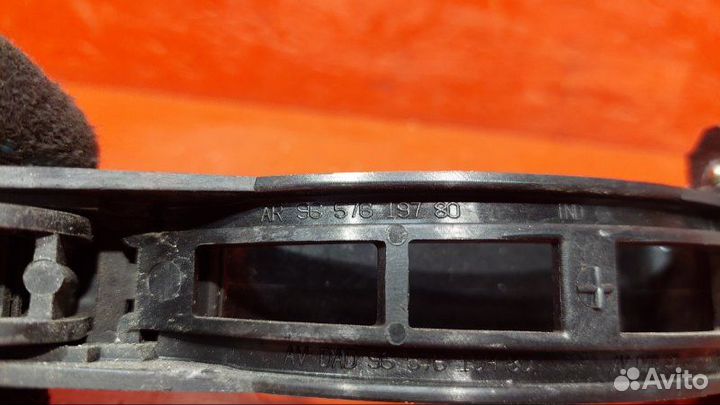 Ручка двери внешняя задняя правая Peugeot 307 KFU