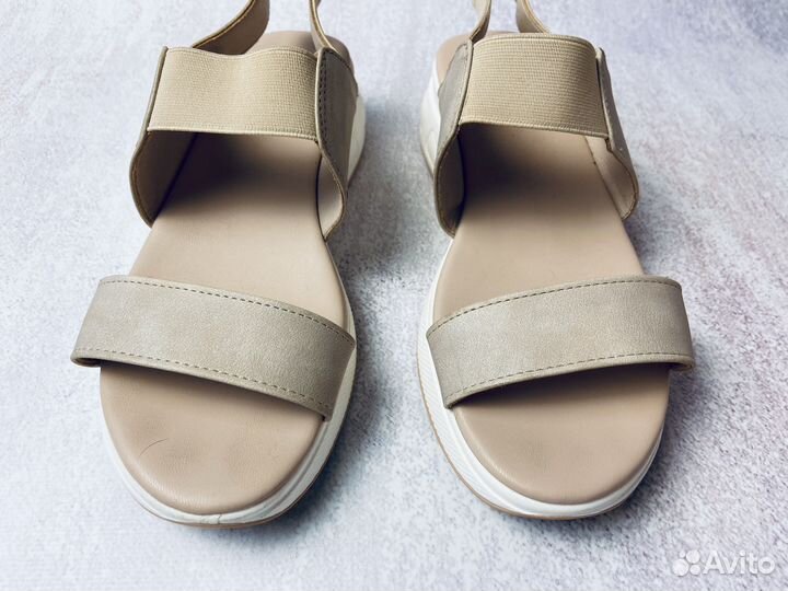 Сандалии 37