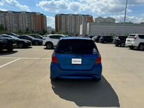 Honda Jazz 1.3 CVT, 2008, 266 000 км, с пр�обегом, цена 700 000 руб.