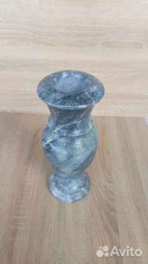 Мраморная ваза