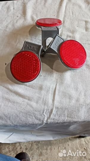 Катафоты дорожные