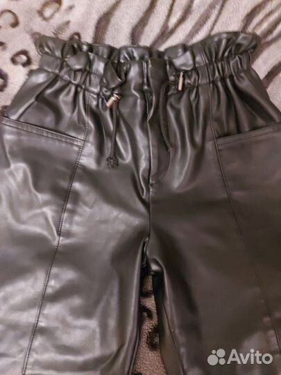 Кожаные брюки zara