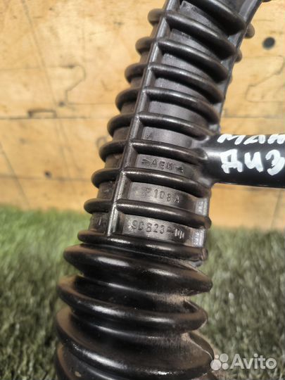 Патрубок воздушного фильтра Ford Mondeo 3