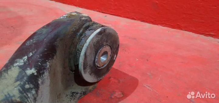 Фольксваген туарег рычаг задний левый нижний