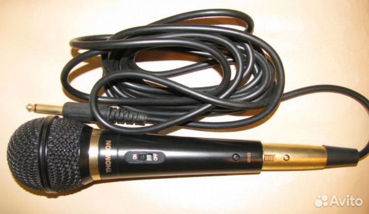 Микрофон для караоке Thomson M152