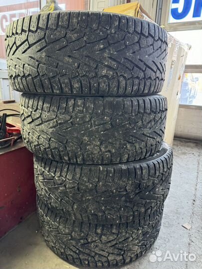 Pirelli Ice Zero 285/50 R20