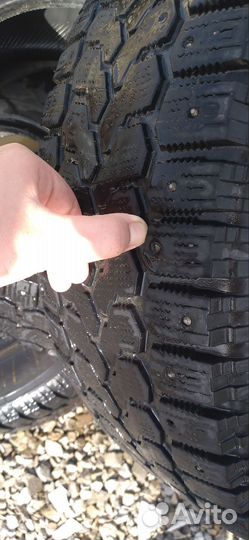 Yokohama Ice Guard F700Z 215/65 R16