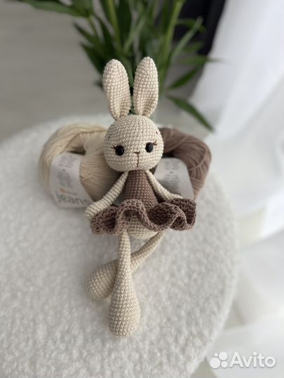 Вазаные игрушки ручной работы