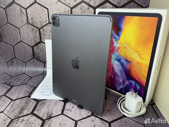 iPad Pro 11 2020 256gb Wi-Fi LLA