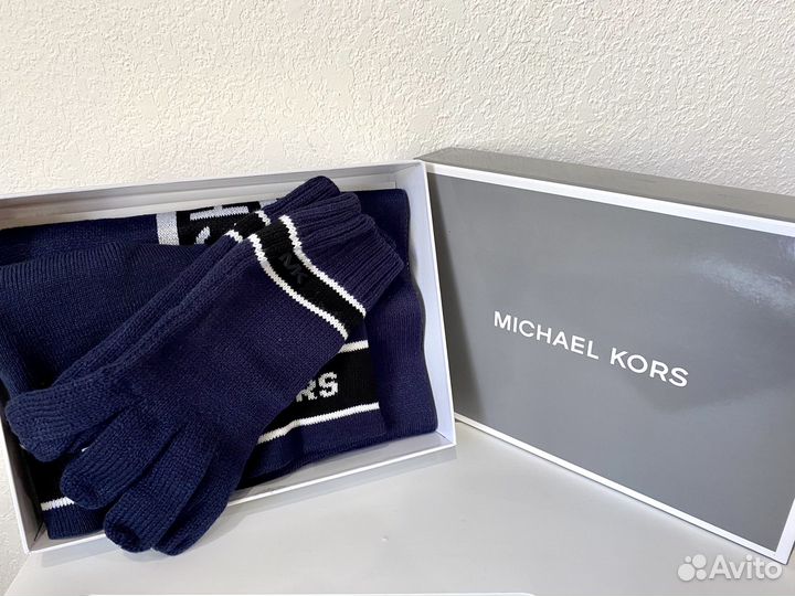 Шапка шарф перчатки Michael Kors комплект мужской