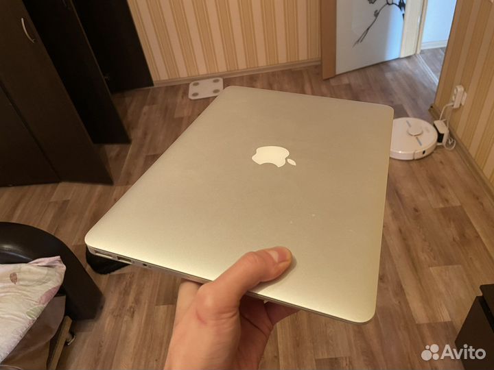 Apple MacBook Air 13 2015 8gb