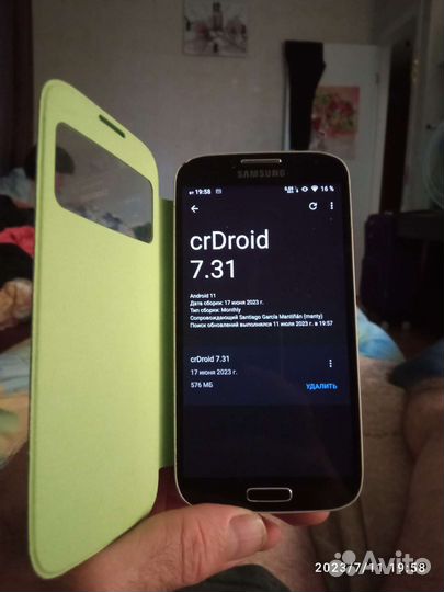 Телефон Samsung s4