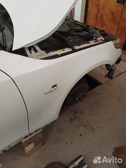 Крылья на bmw e60