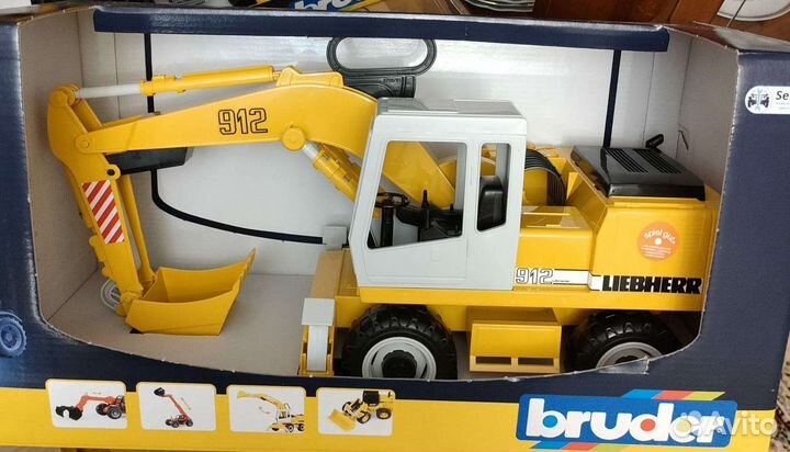 Детские игрушки Bruder