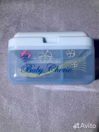 Контейнер для хранения гигиенических предметов