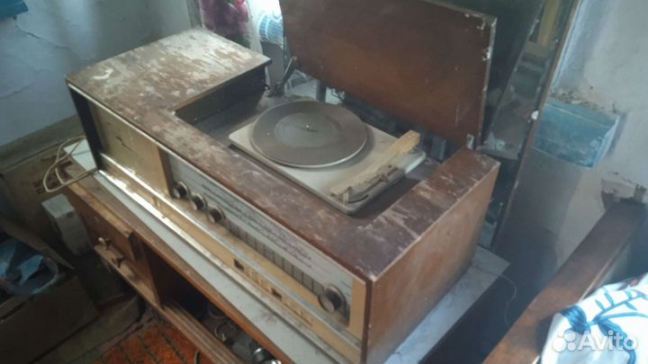 Радиола кантата 203