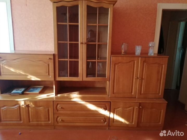 Стенка в гостиную бу