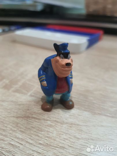 Фигурки из киндер сюрприза