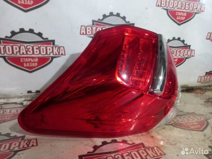 Фонарь задний левый Toyota Vanguard ACA38 2azfe