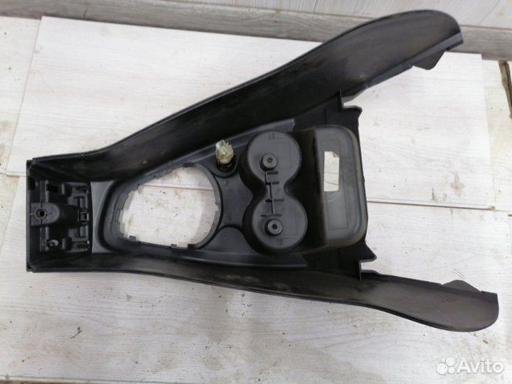 Консоль центральный Renault Logan 2 седан K4M2842