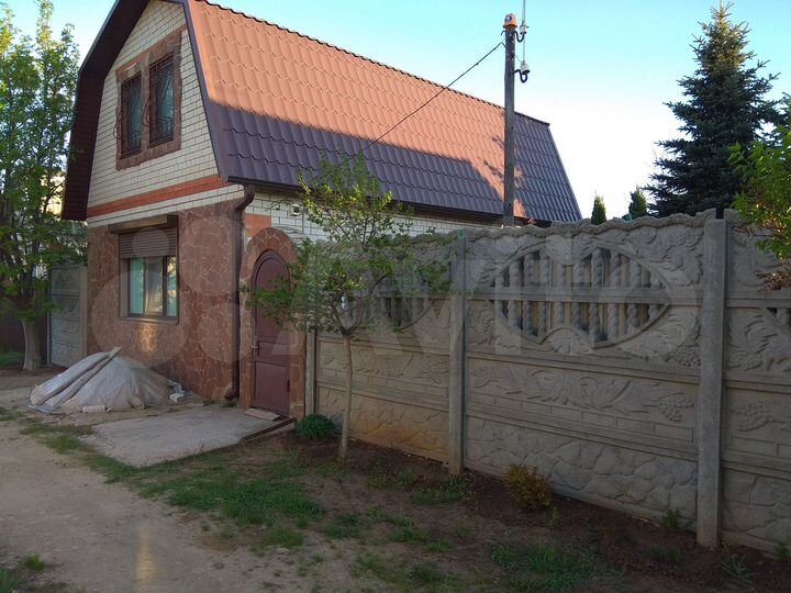 Дача 200 м² на участке 8 сот.