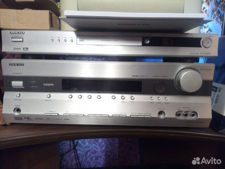 Onkyo Ресивер TX-SR505E