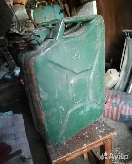 Канистра 20 литров для бензина