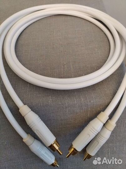 Кабель Canare L-4E6S 2rcaх2RCA 1,5м
