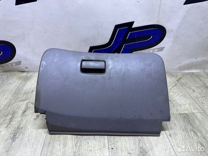 Бардачок Nissan Almera N16 1.5 QG15DE 2005